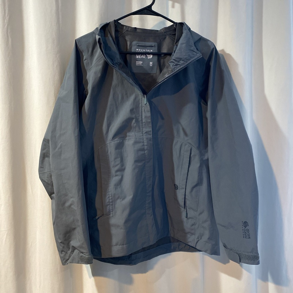 mountain hardwear rain/wind jacket Size medium Gray Goretex Women